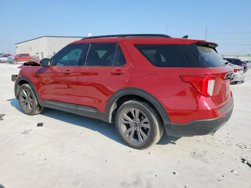 2022 FORD EXPLORER XLT  