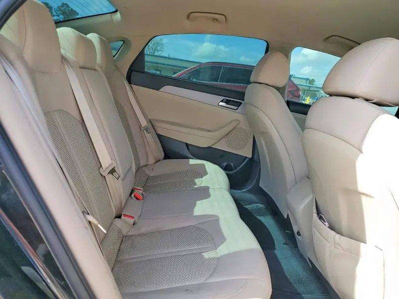 2019 HYUNDAI SONATA SE  