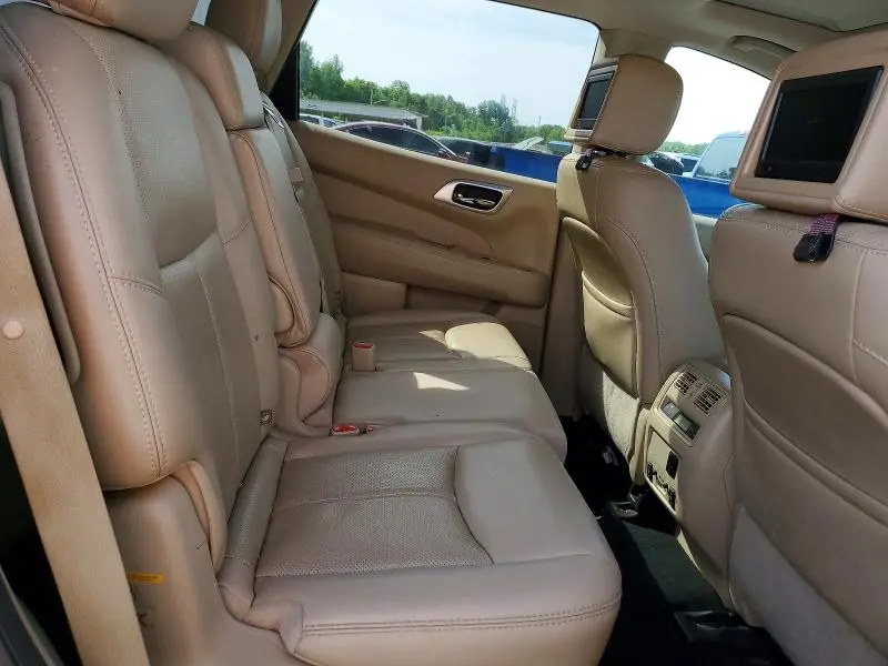 2016 NISSAN PATHFINDER PLATINUM  