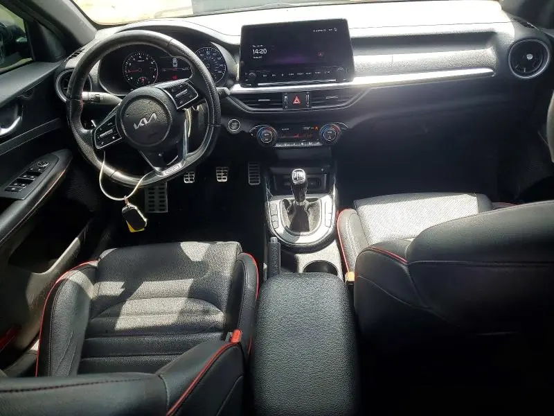 2023 KIA FORTE GT  