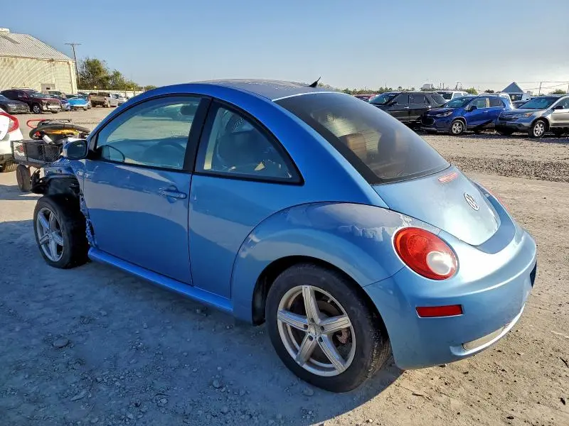 2010 VOLKSWAGEN NEW BEETLE   