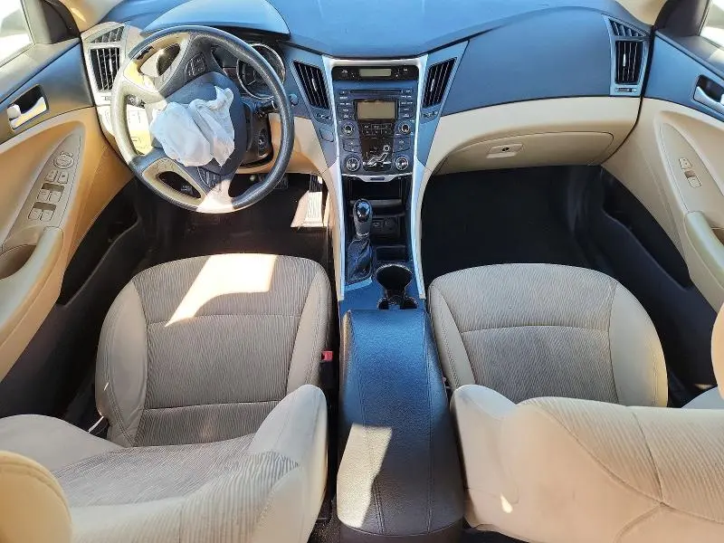2012 HYUNDAI SONATA GLS  