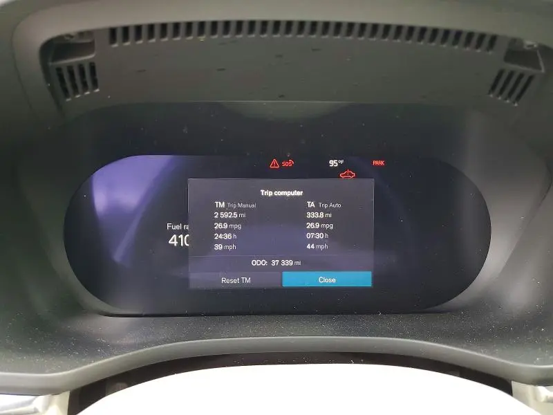 2023 VOLVO XC60 PLUS  