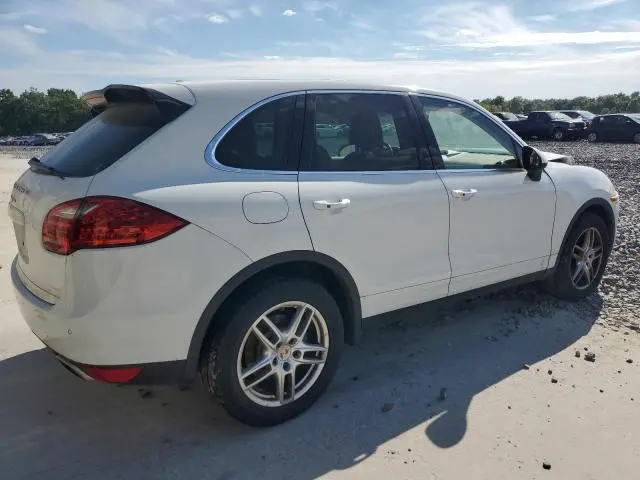 2014 PORSCHE CAYENNE   