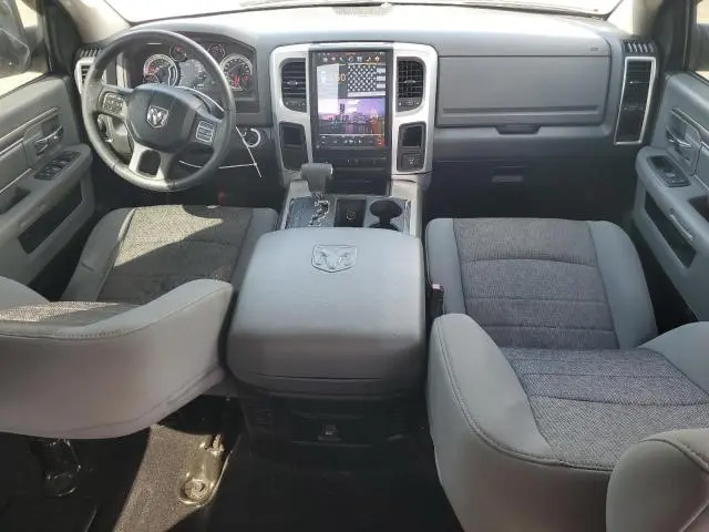 2013 RAM 1500 SLT