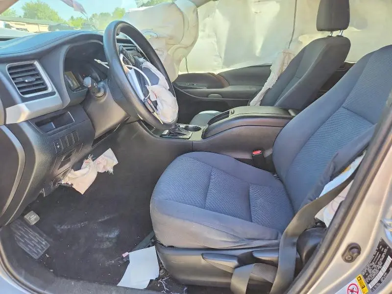 2014 TOYOTA HIGHLANDER LE  