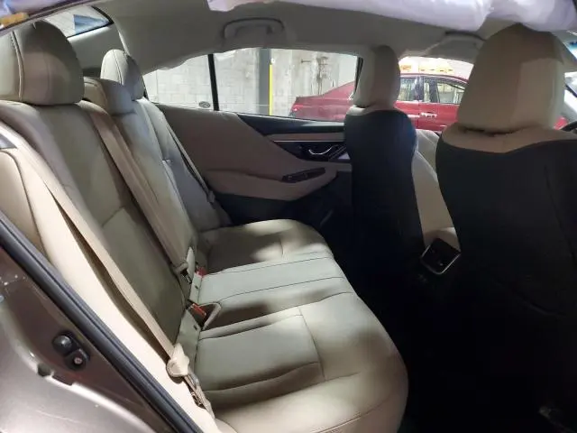 2022 SUBARU LEGACY LIMITED  