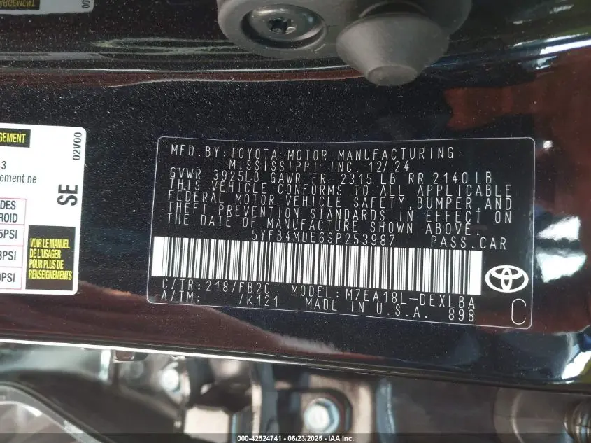 2025 TOYOTA COROLLA LE