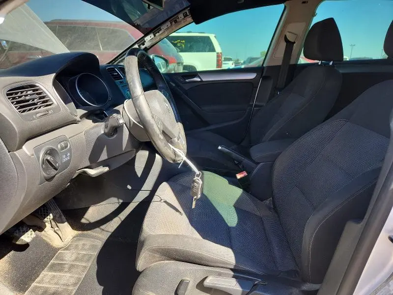 2012 VOLKSWAGEN GOLF   
