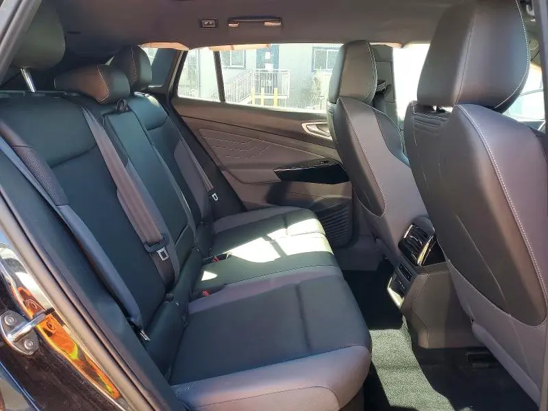 2023 VOLKSWAGEN ID.4 PRO S PLUS  