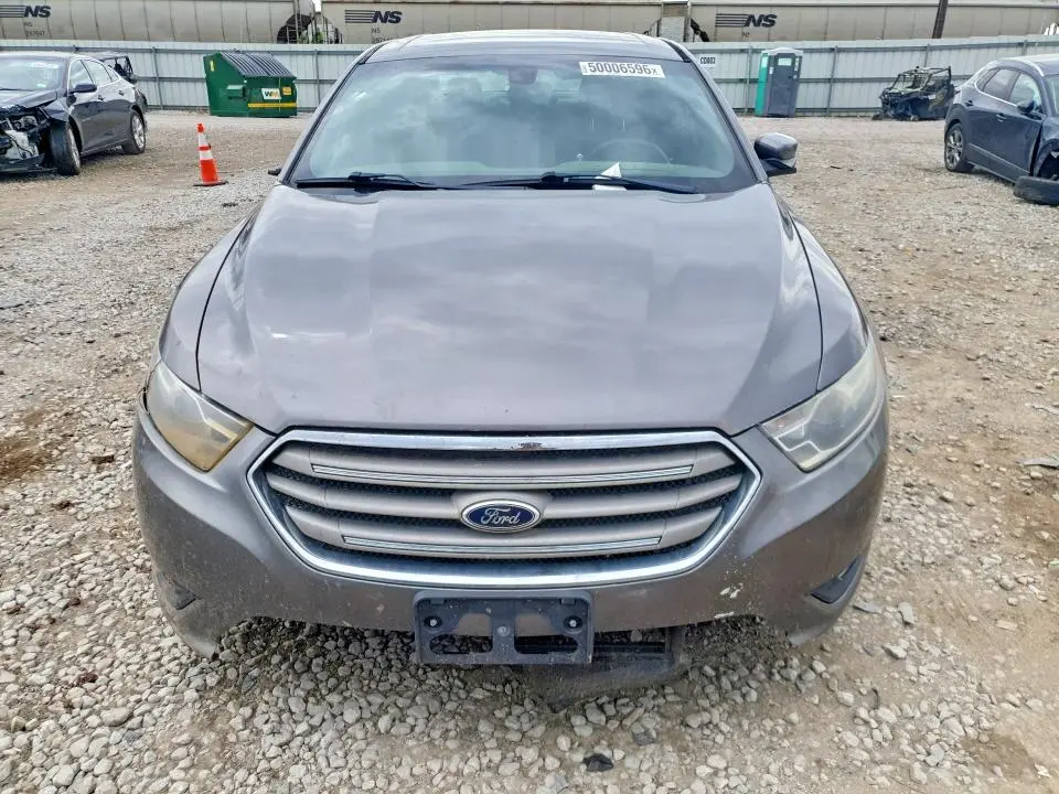 2013 FORD TAURUS SEL  