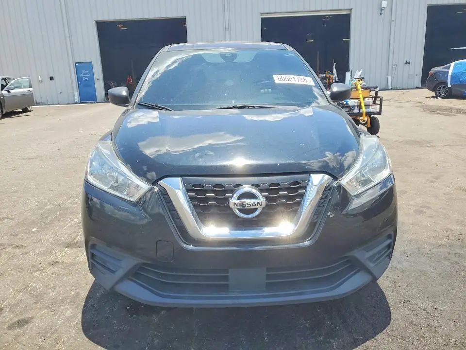2020 NISSAN KICKS S  