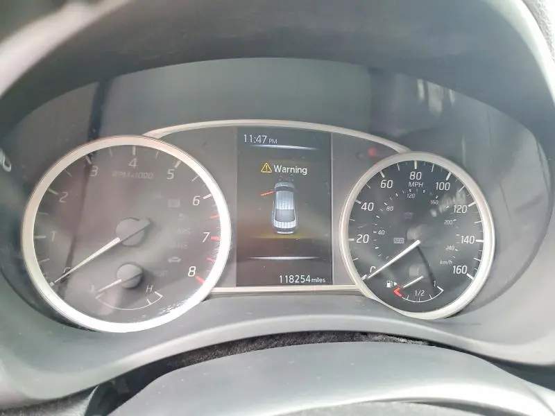 2016 NISSAN SENTRA SR  