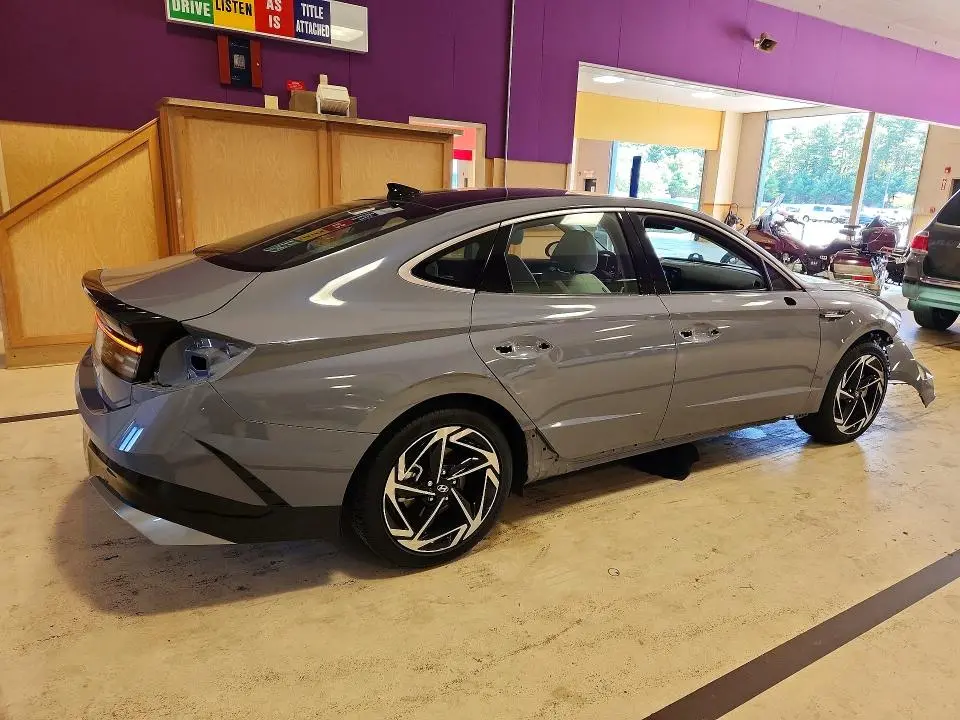2024 HYUNDAI SONATA SEL  