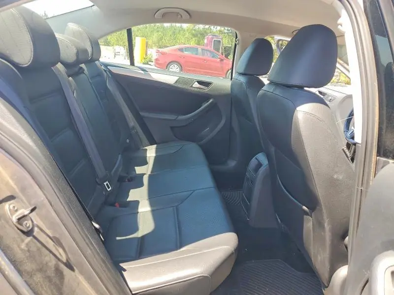 2014 VOLKSWAGEN JETTA SE  