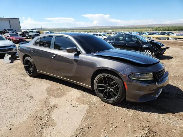 2016 DODGE CHARGER SXT  