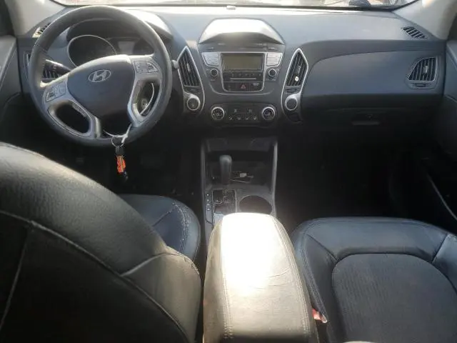 2010 HYUNDAI TUCSON GLS  