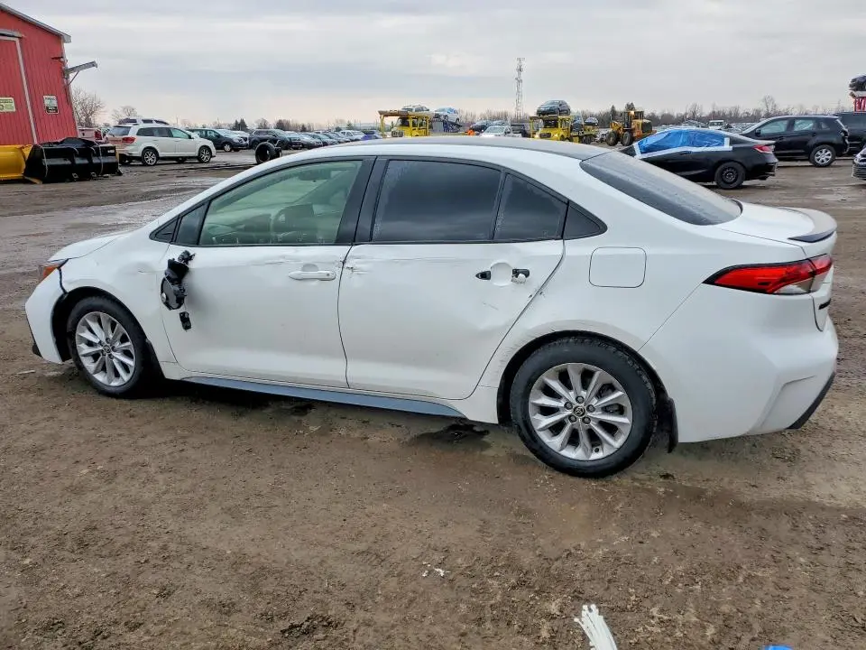 2022 TOYOTA COROLLA SE  