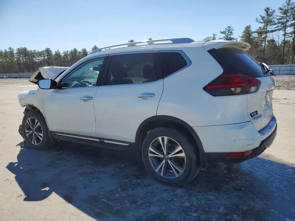 2017 NISSAN ROGUE SL  