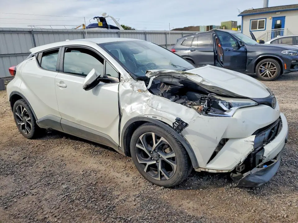 2018 TOYOTA C-HR   