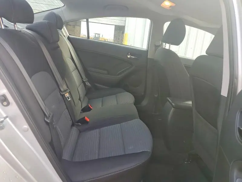 2015 KIA FORTE LX  