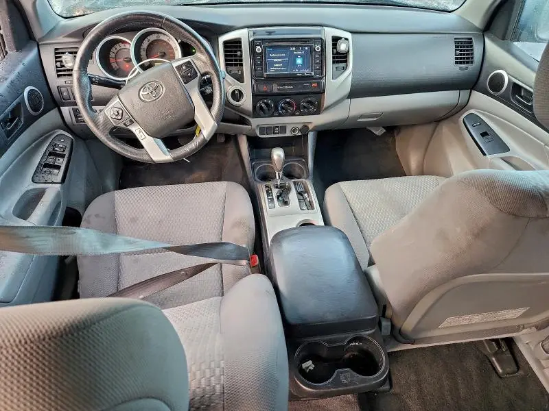 2015 TOYOTA TACOMA V6  