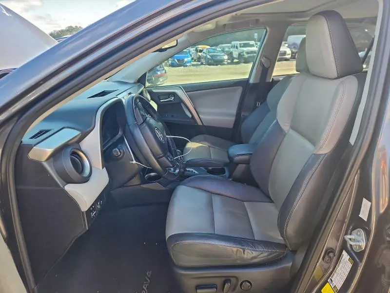 2015 TOYOTA RAV4 LIMITED  