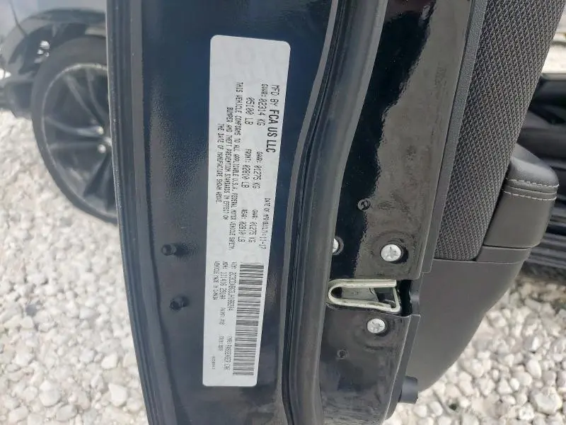 2018 DODGE CHARGER SXT  