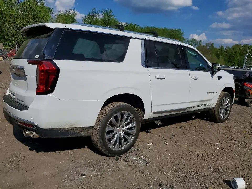 2022 GMC YUKON XL DENALI  