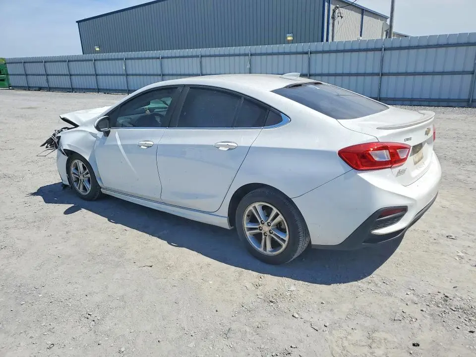 2017 CHEVROLET CRUZE LT  