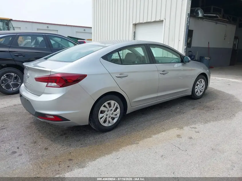 2020 HYUNDAI ELANTRA SE