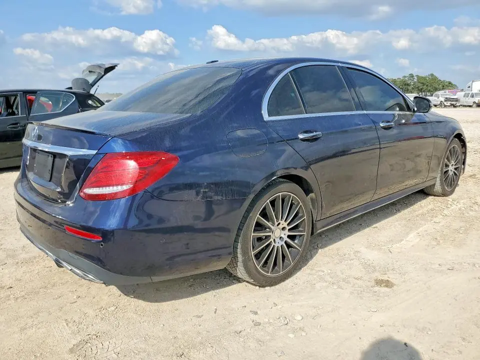 2017 MERCEDES-BENZ E 300 4MATIC  