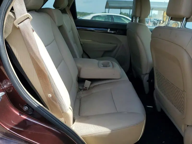 2012 KIA SORENTO LX  