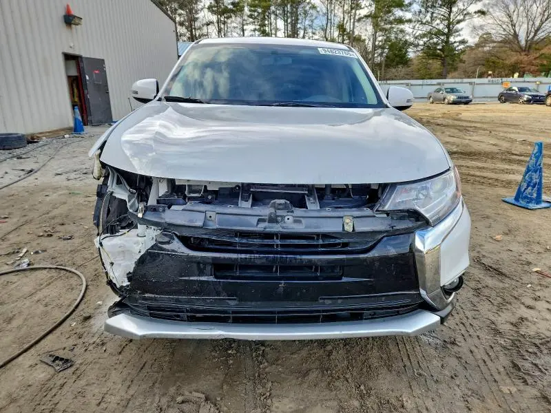 2018 MITSUBISHI OUTLANDER SE  