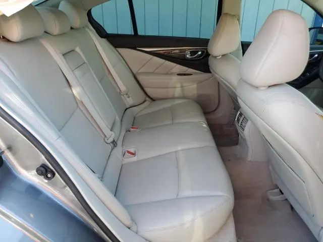 2018 INFINITI Q50 LUXE  