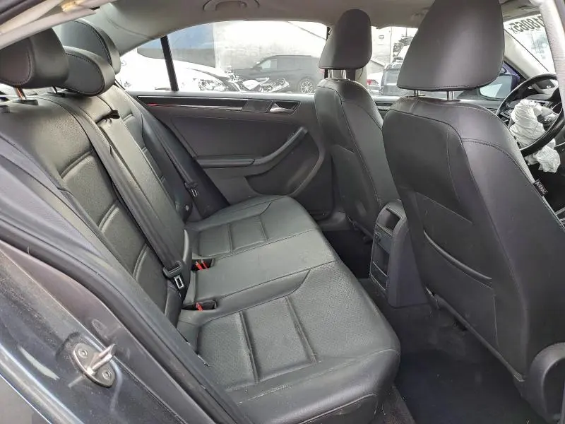 2015 VOLKSWAGEN JETTA TDI  