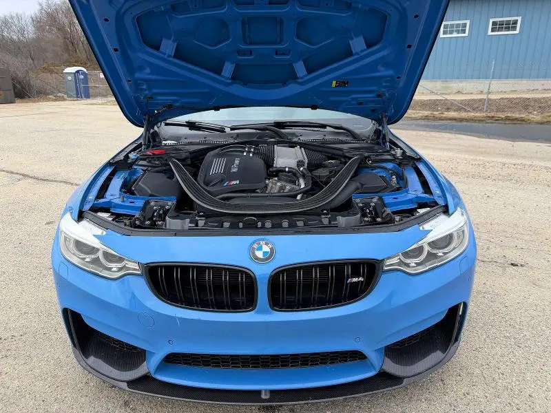 2017 BMW M4   
