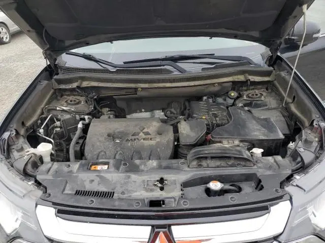 2017 MITSUBISHI OUTLANDER SE  