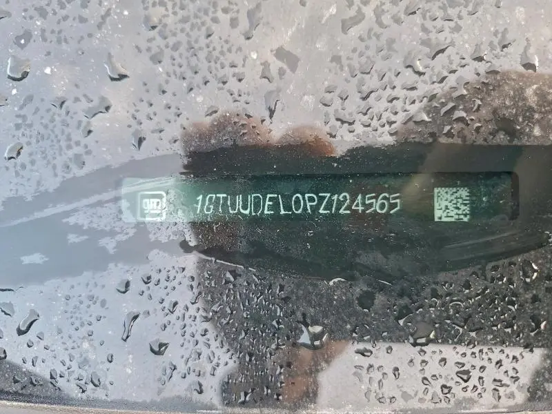 2023 GMC SIERRA K1500 SLT  