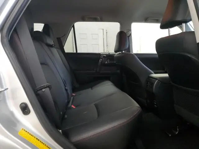 2019 TOYOTA 4RUNNER SR5/SR5 PREMIUM  