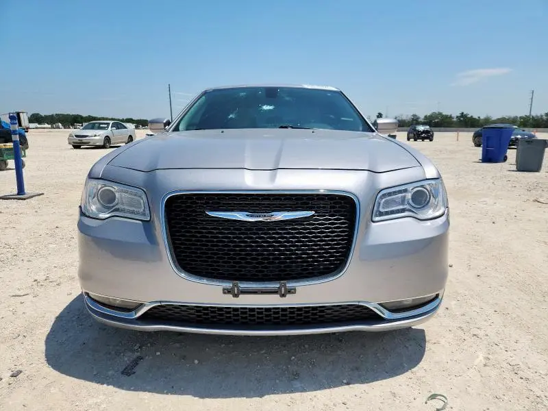 2016 CHRYSLER 300 LIMITED  