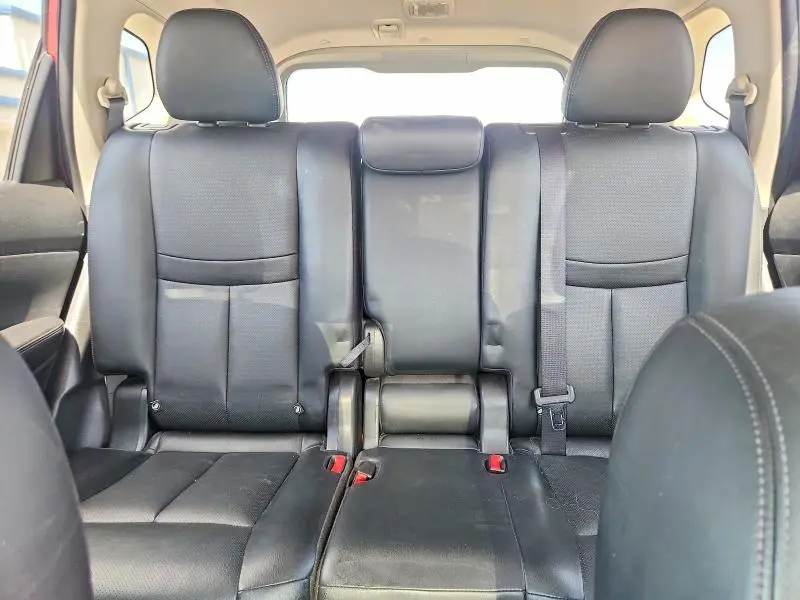 2017 NISSAN ROGUE SL  