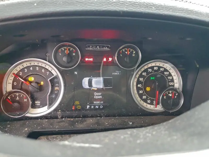 2016 RAM 1500 LARAMIE  