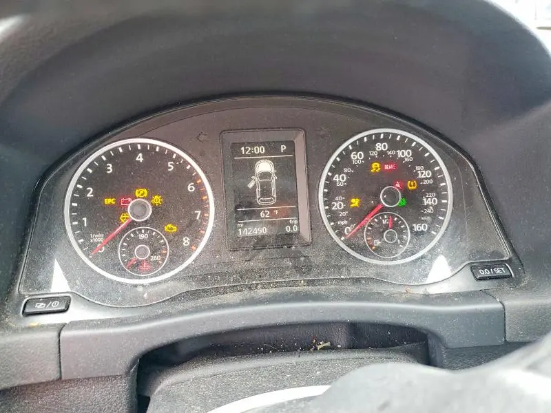 2017 VOLKSWAGEN TIGUAN S  