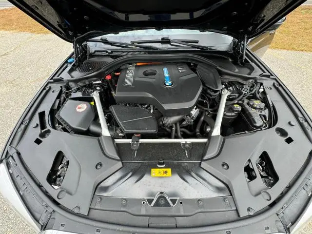 2018 BMW 530XE 