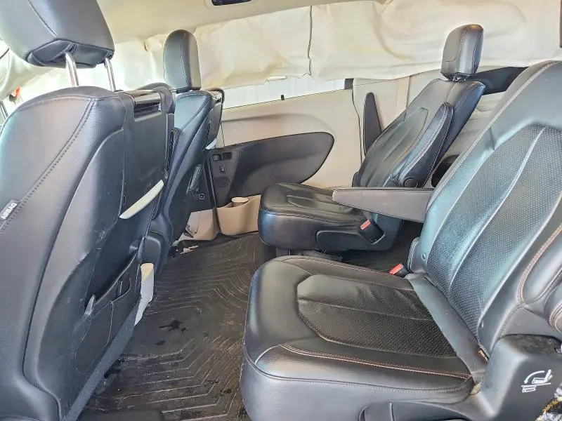 2017 CHRYSLER PACIFICA TOURING L PLUS  