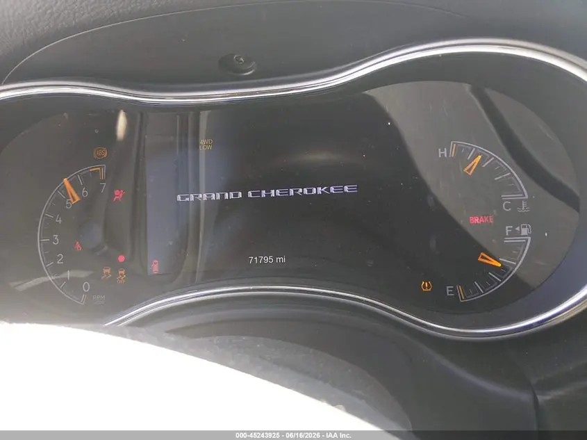 2019 JEEP GRAND CHEROKEE LAREDO E 4X4