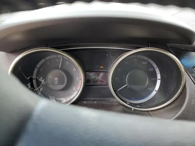 2013 HYUNDAI SONATA SE  