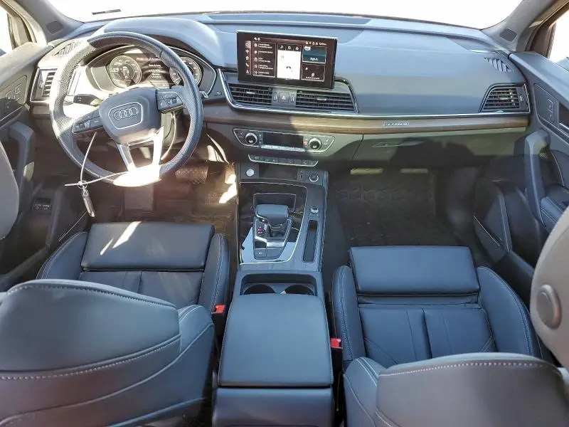 2025 AUDI Q5 E PREMIUM PLUS 55  