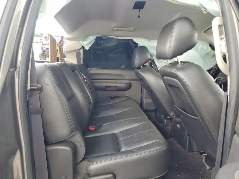2013 CHEVROLET SILVERADO C1500 LT  